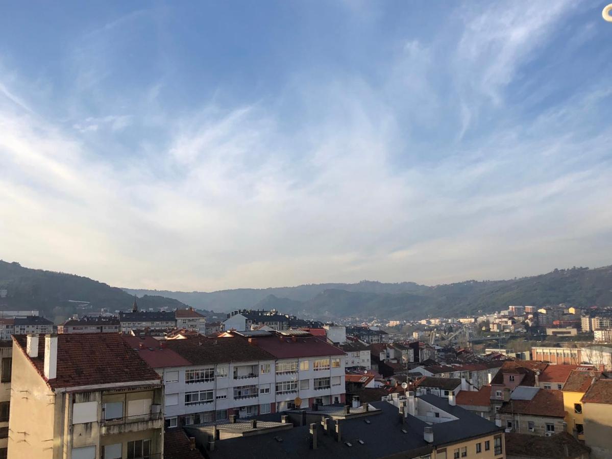 Apartamento en el centro de Ourense Exterior foto